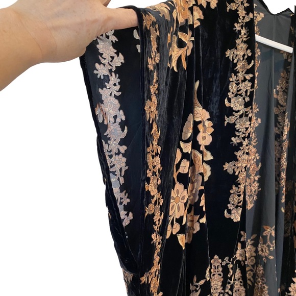 Signals Black Gold Tan Burnout Floral Soft Velvet Poncho Kimono 18 One Size - Picture 8 of 12